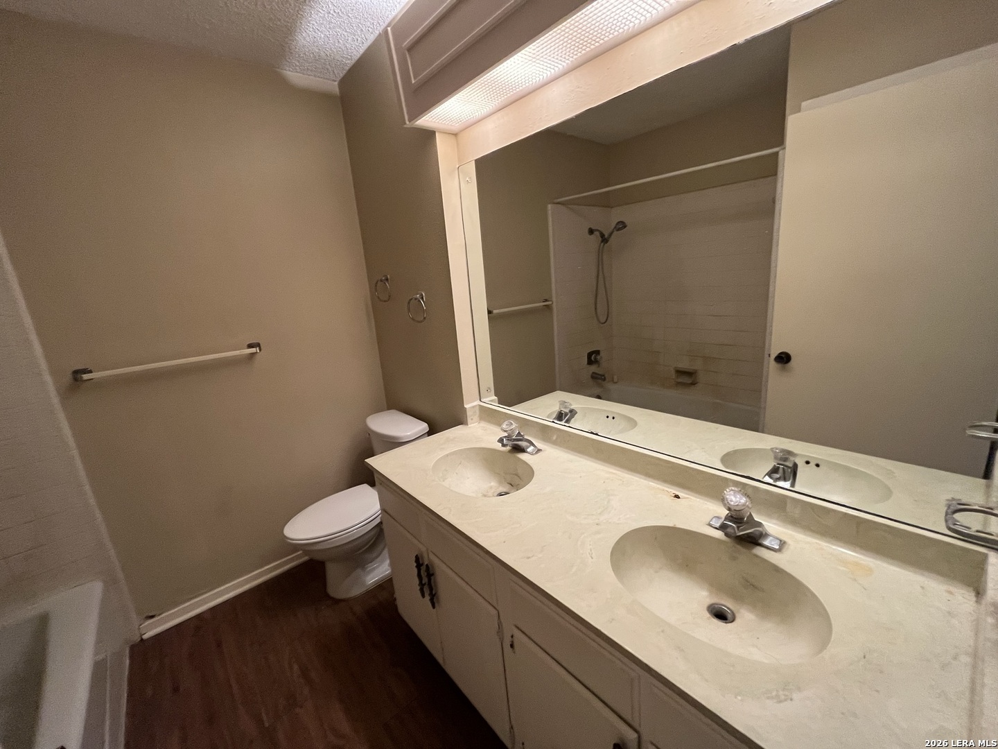 4526 Maybrook Woods Street San Antonio TX 78249
