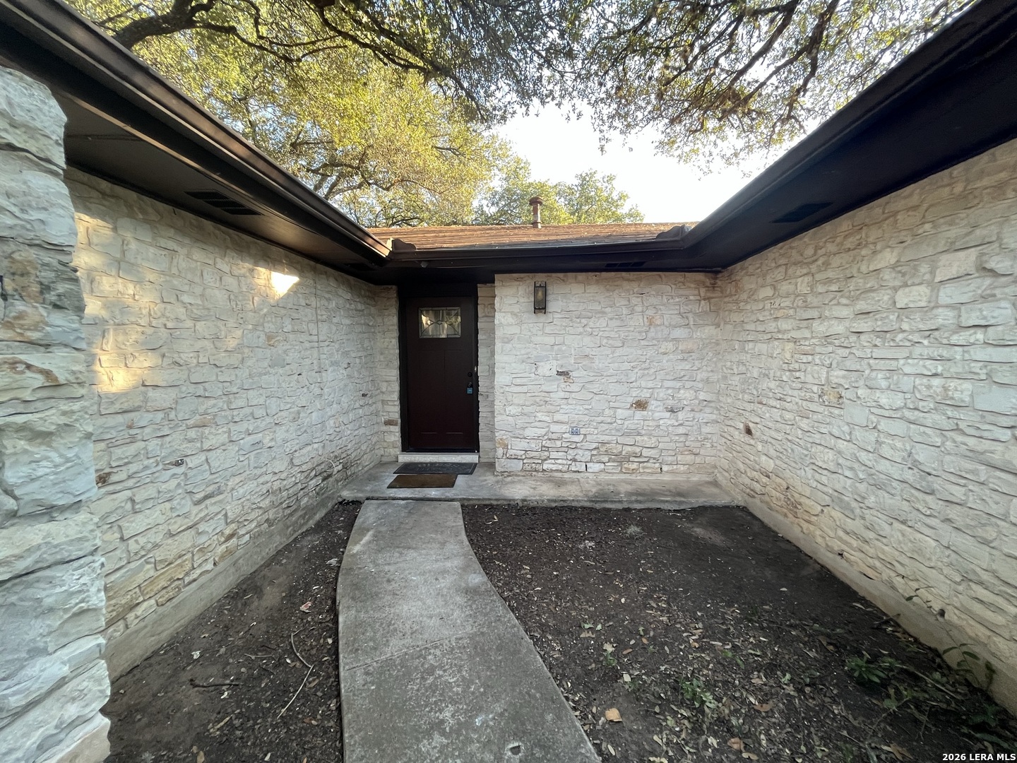 4526 Maybrook Woods Street San Antonio TX 78249