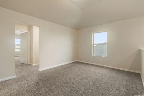 1125 Amber Lake Seguin TX 78155