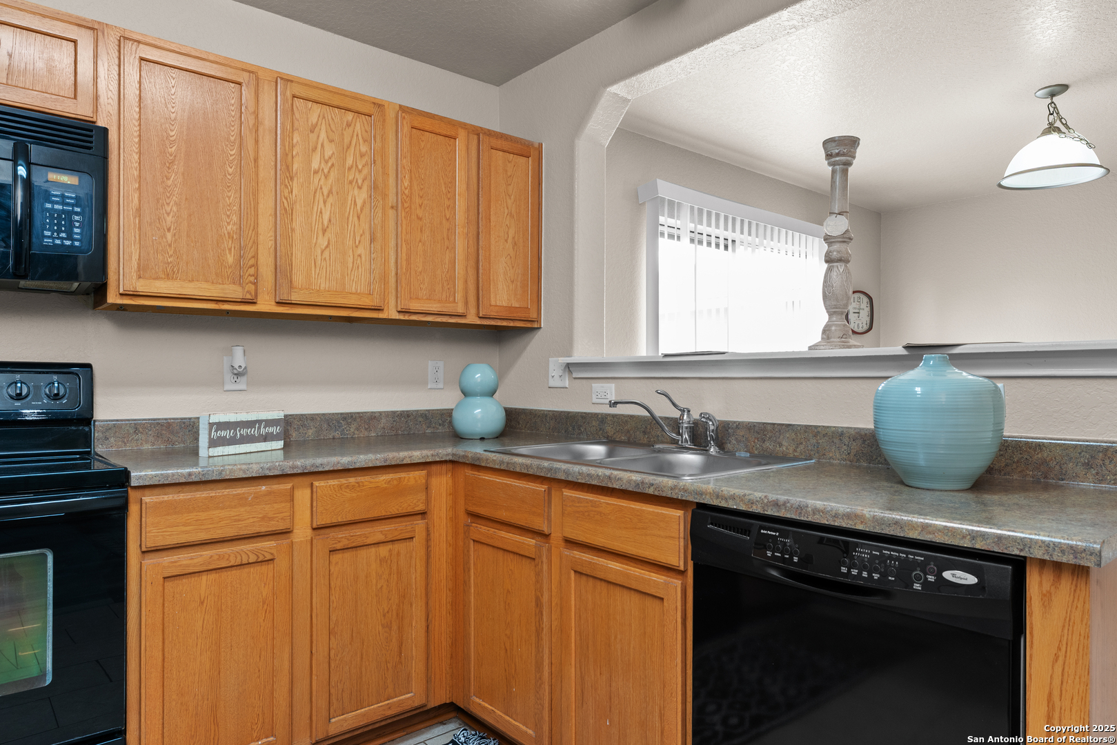 9222 Pacific Maple San Antonio TX 78254