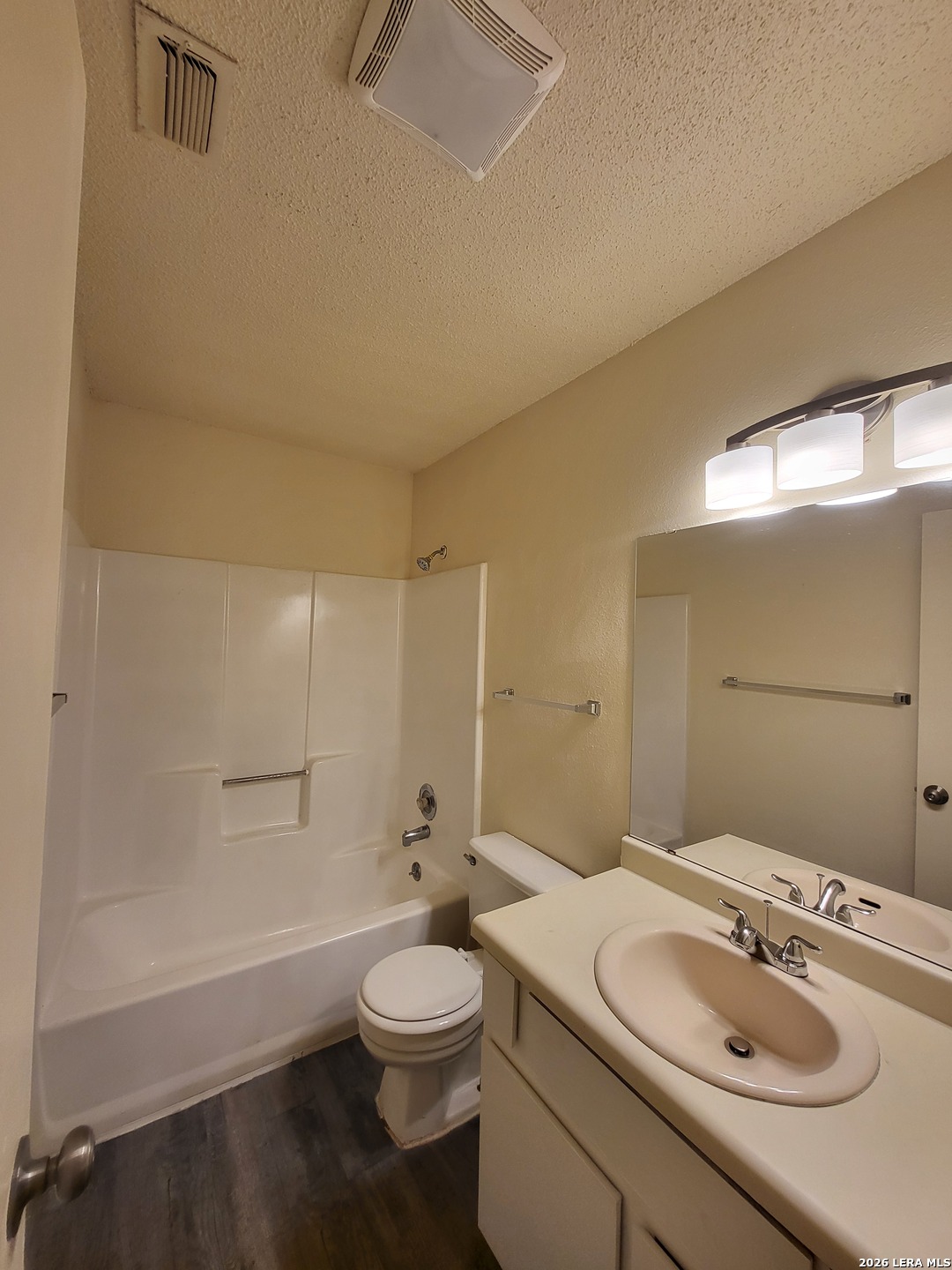 5253 Meadow Rise Street San Antonio TX 78250