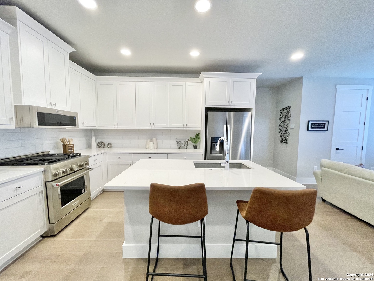 311 E Evergreen Street San Antonio TX 78212