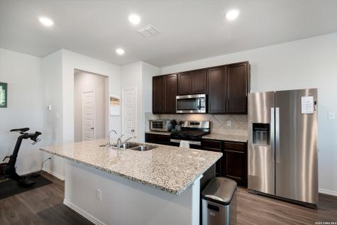 4910 Sandstone Way San Antonio TX 78222