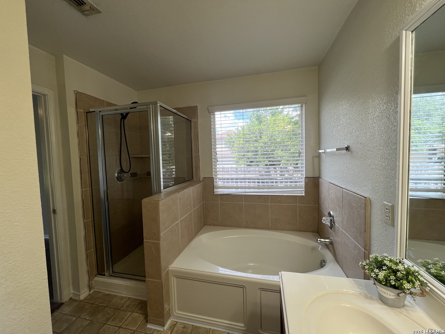 8803 Mainland Ridge San Antonio TX 78250