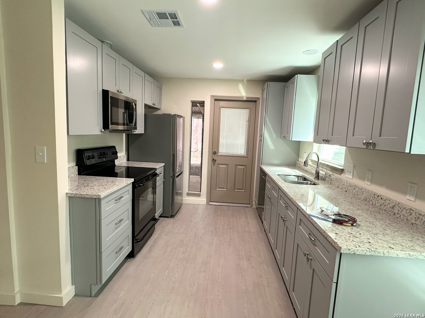 6731 Carters Bluff San Antonio TX 78239