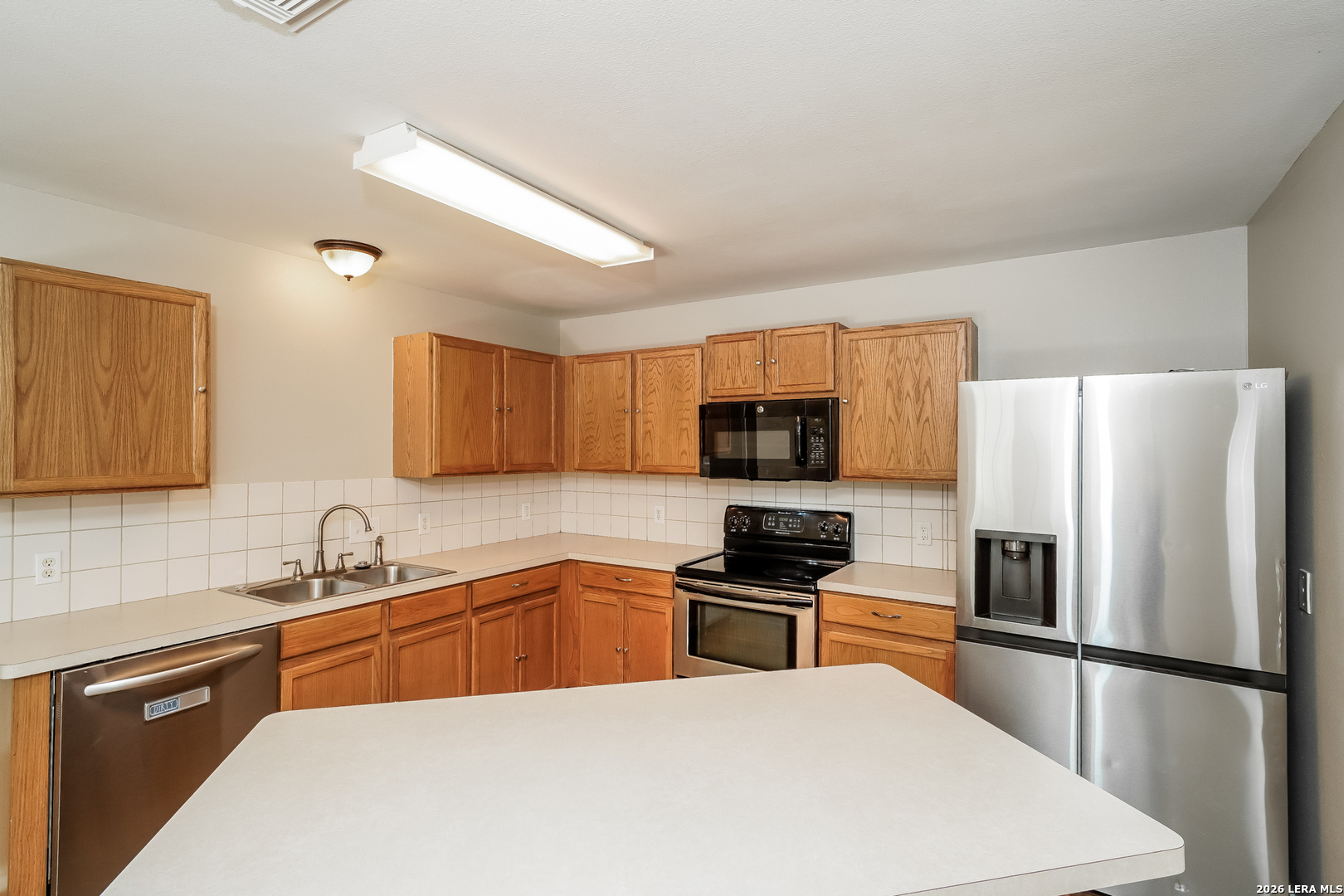 10266 Mission Creek Converse TX 78109