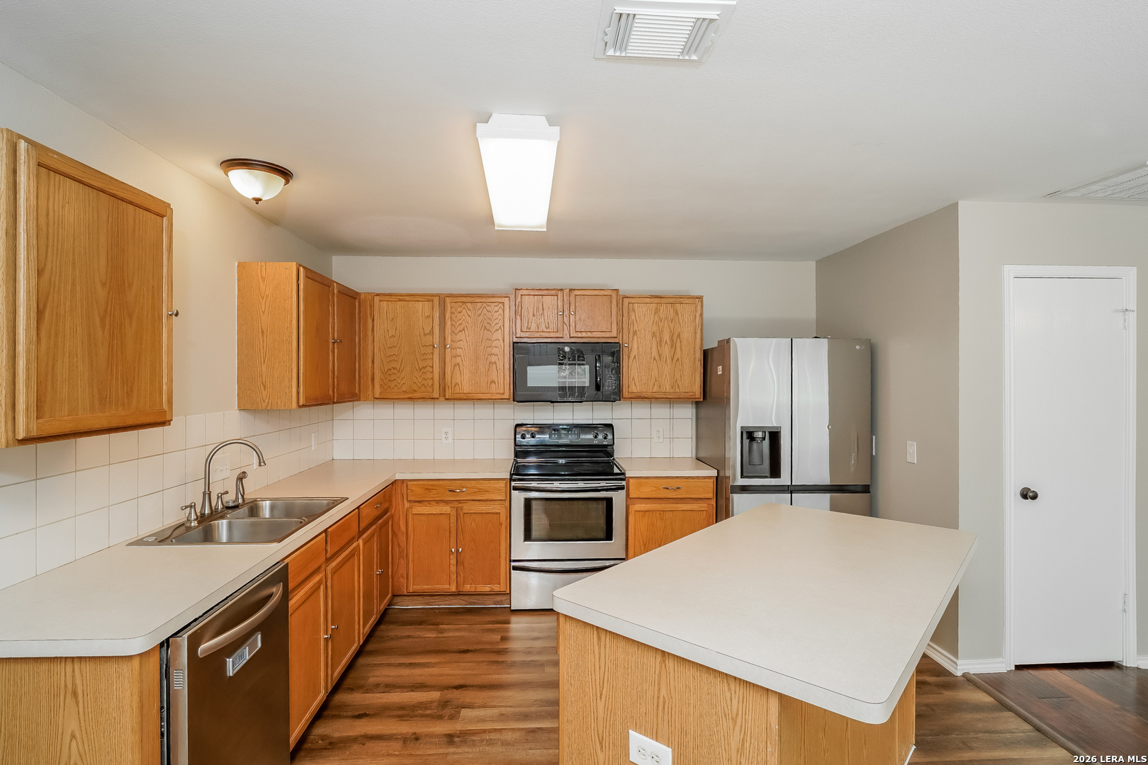 10266 Mission Creek Converse TX 78109
