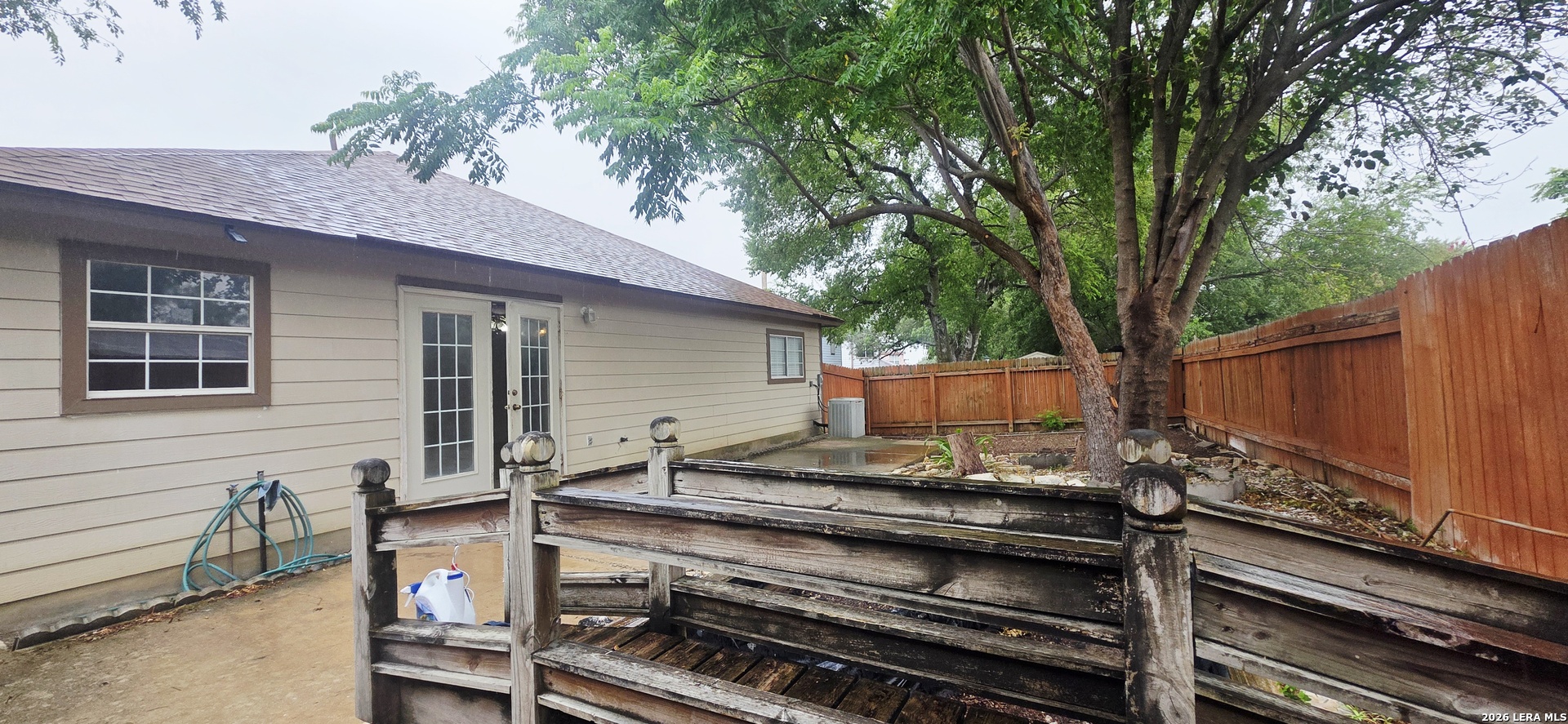 5707 Lovett Oaks San Antonio TX 78218