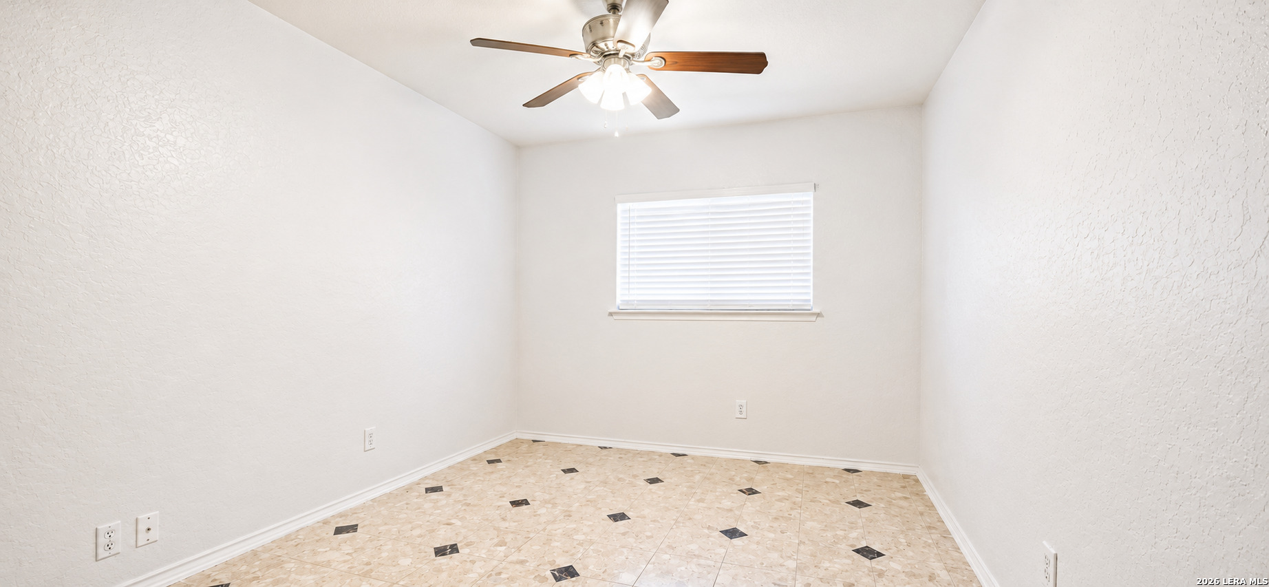 5707 Lovett Oaks San Antonio TX 78218
