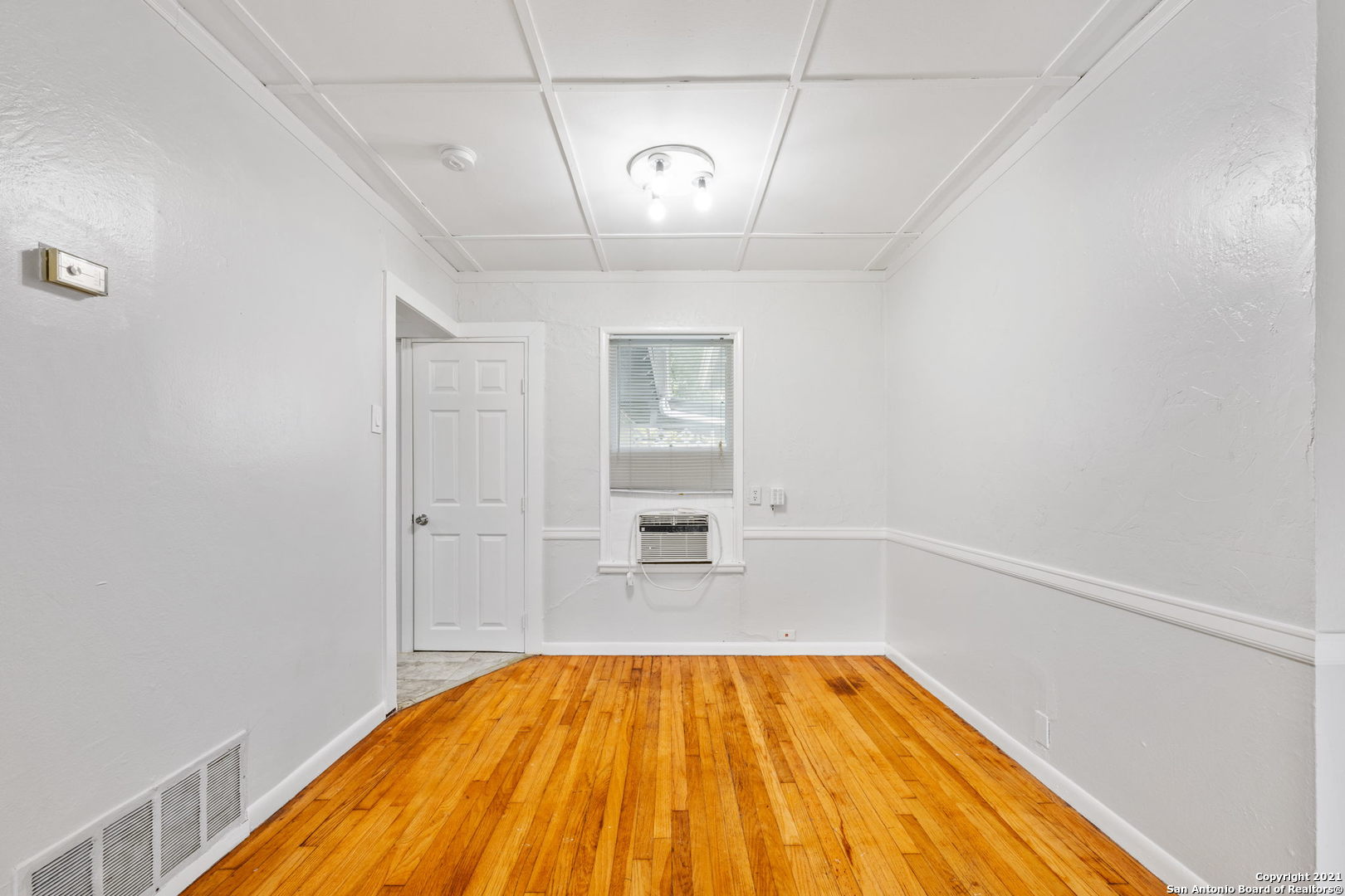 2449 Cincinnati Avenue San Antonio TX 78228