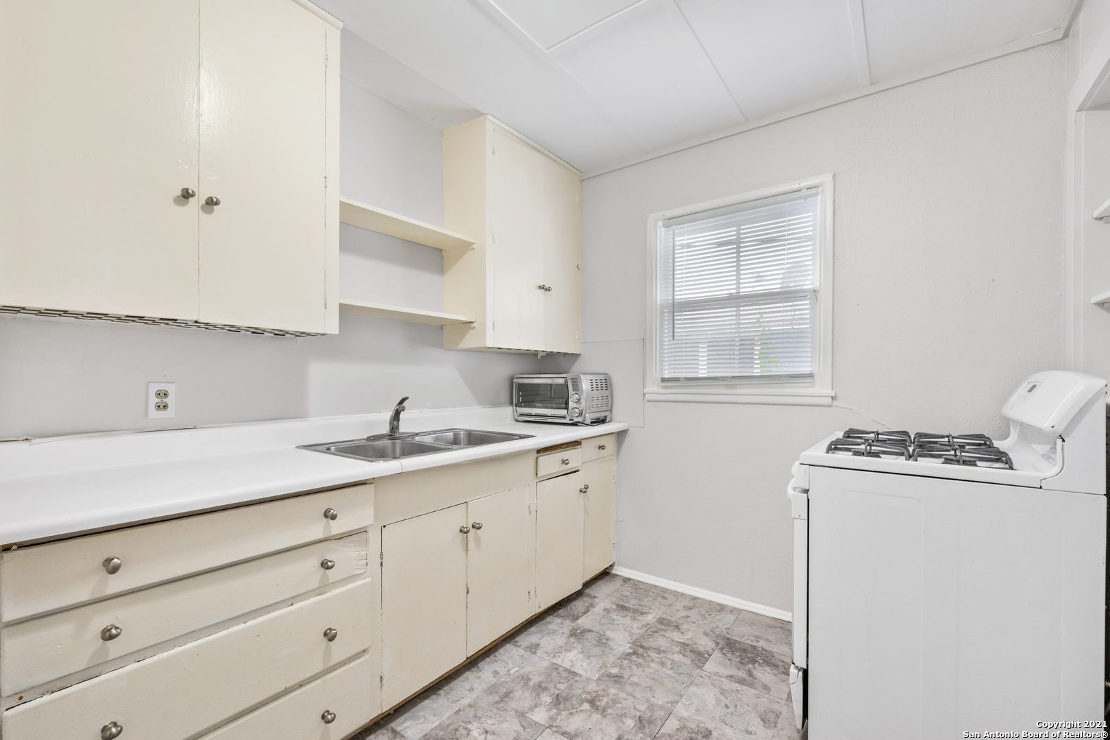 2449 Cincinnati Avenue San Antonio TX 78228