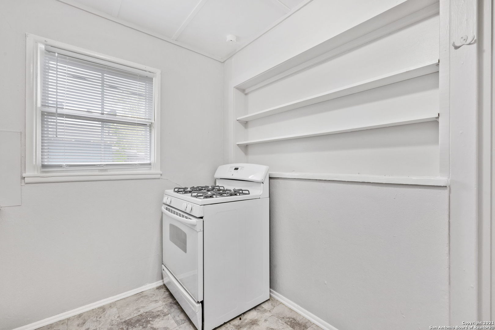 2449 Cincinnati Avenue San Antonio TX 78228