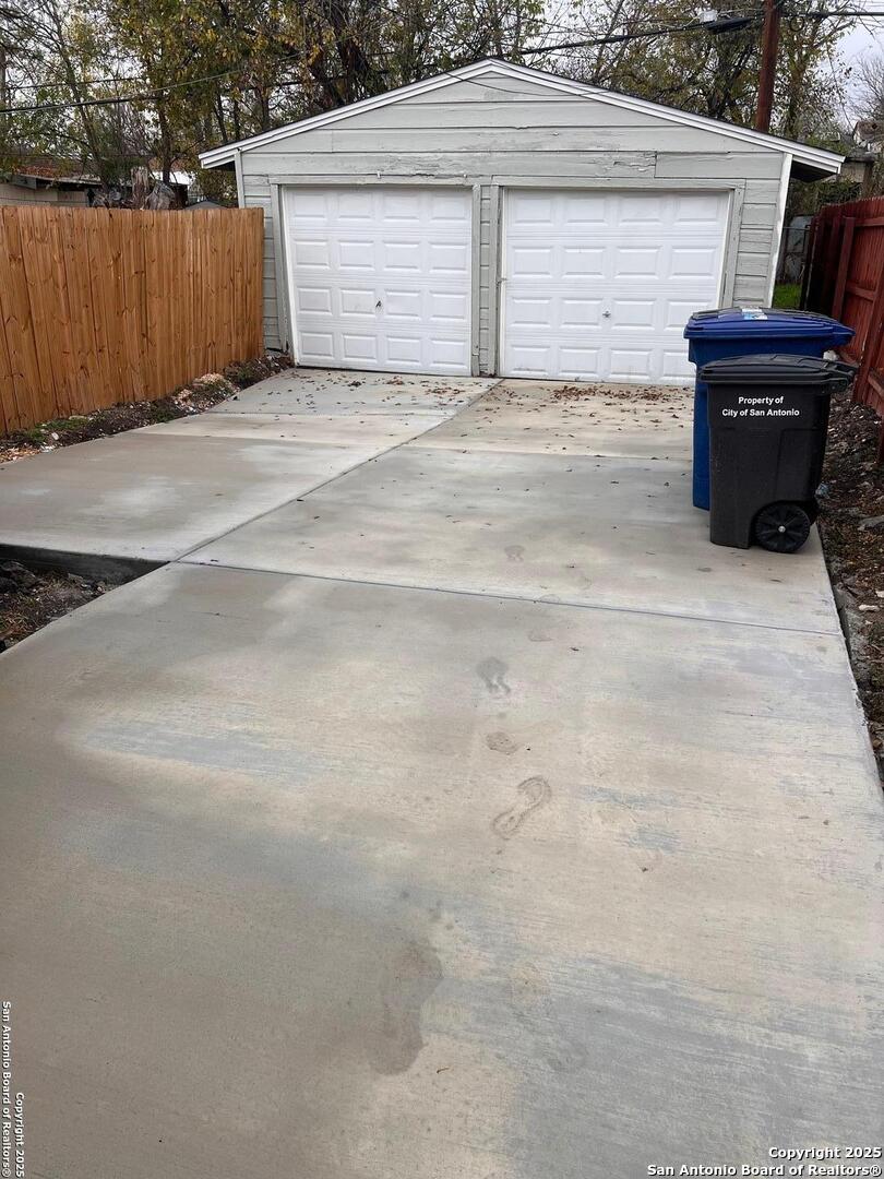 2449 Cincinnati Avenue San Antonio TX 78228