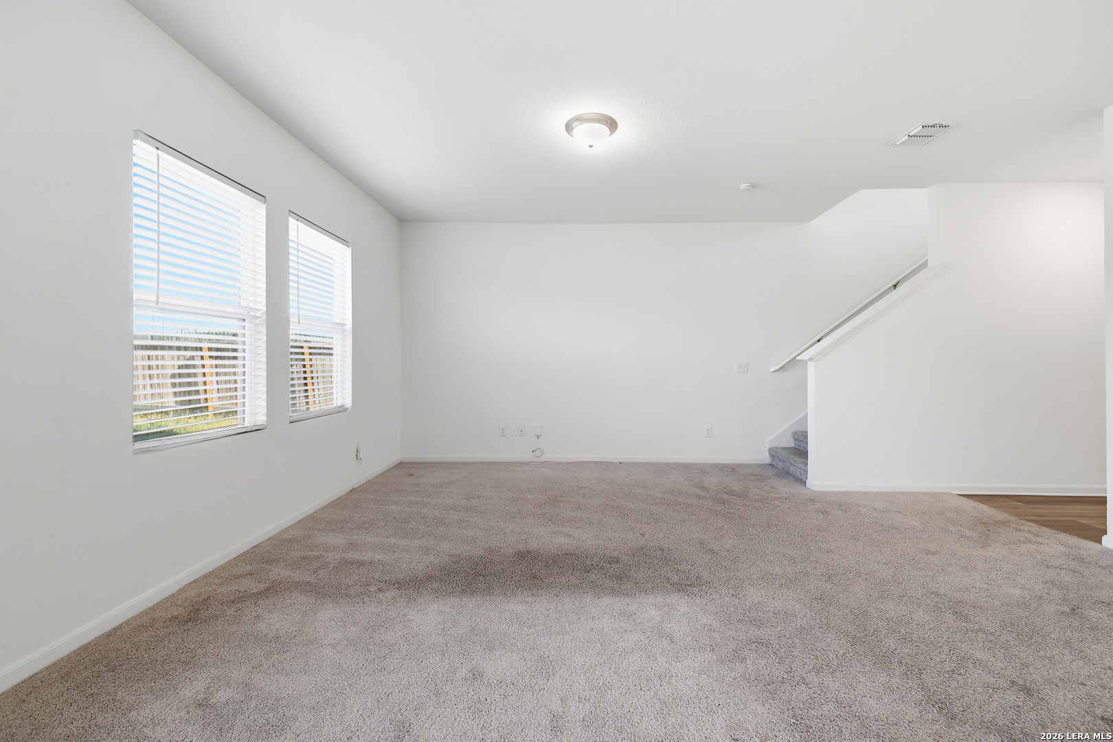 5483 Rue Girard Converse TX 78109