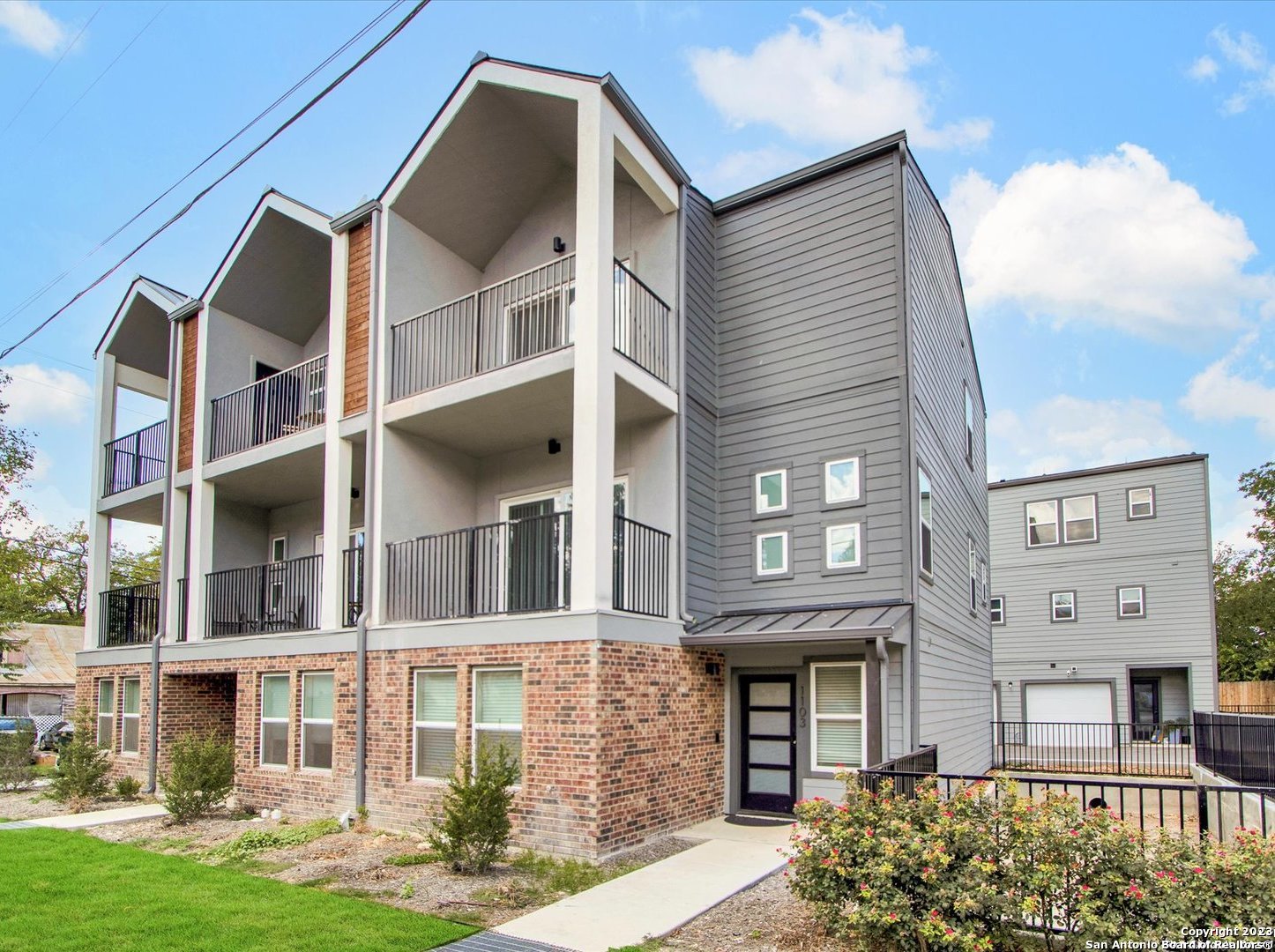 302 Tendick San Antonio TX 78209