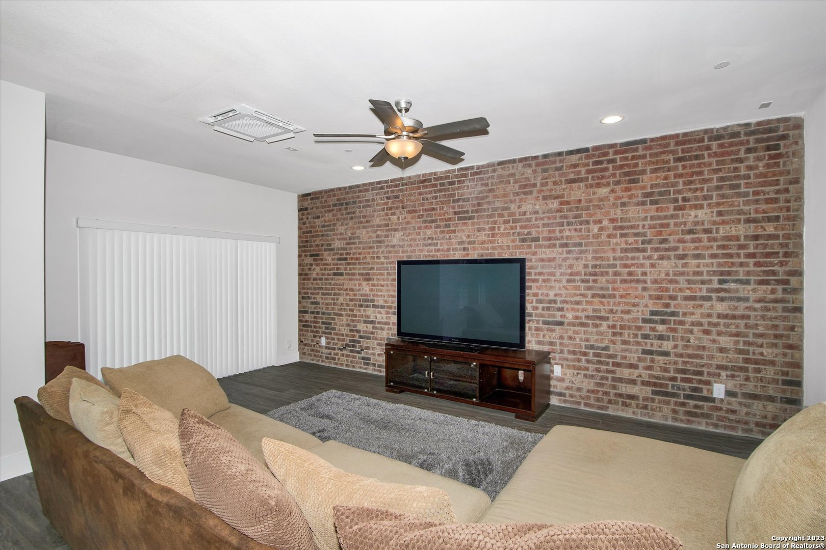 302 Tendick San Antonio TX 78209