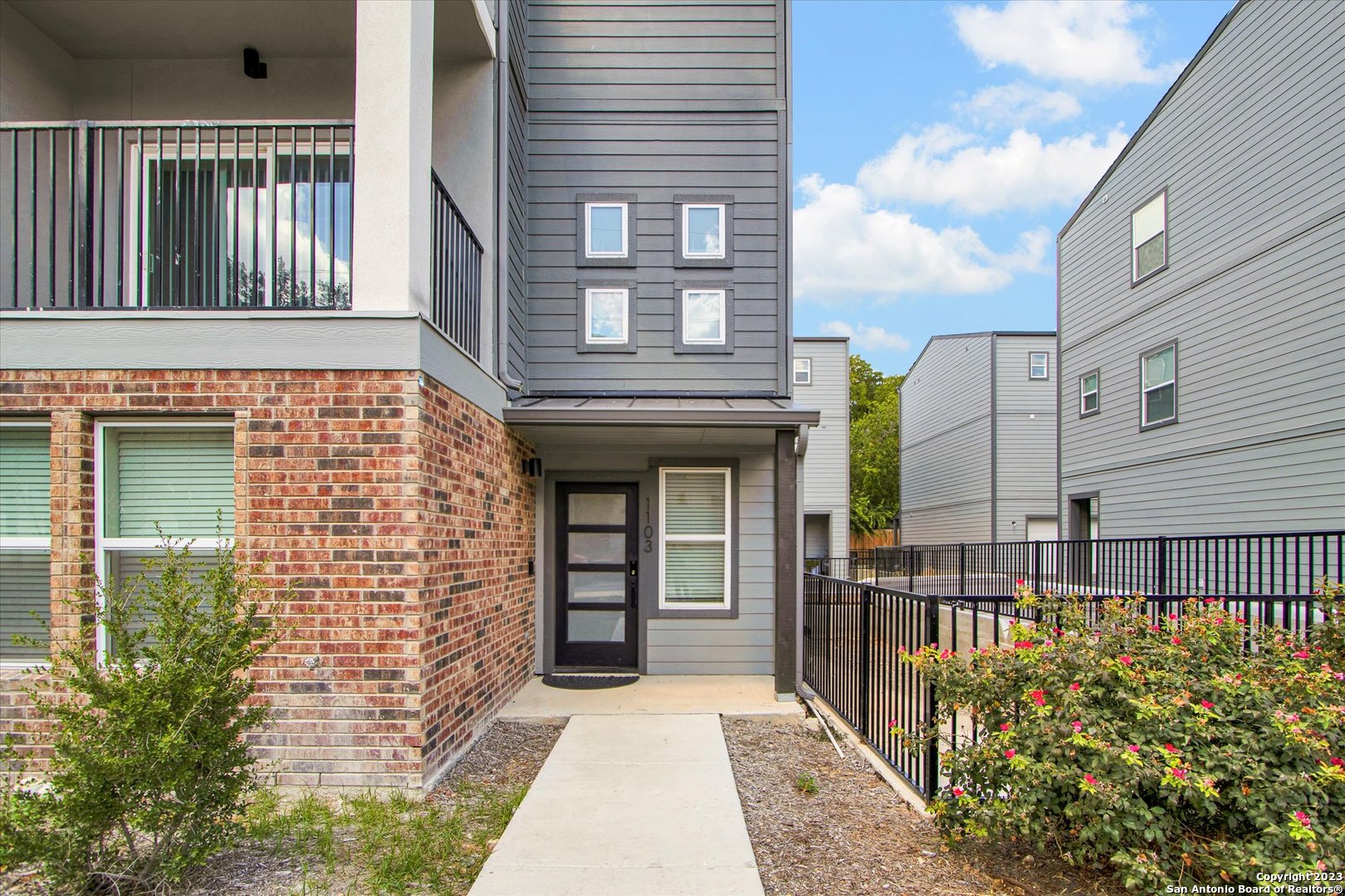 302 Tendick San Antonio TX 78209