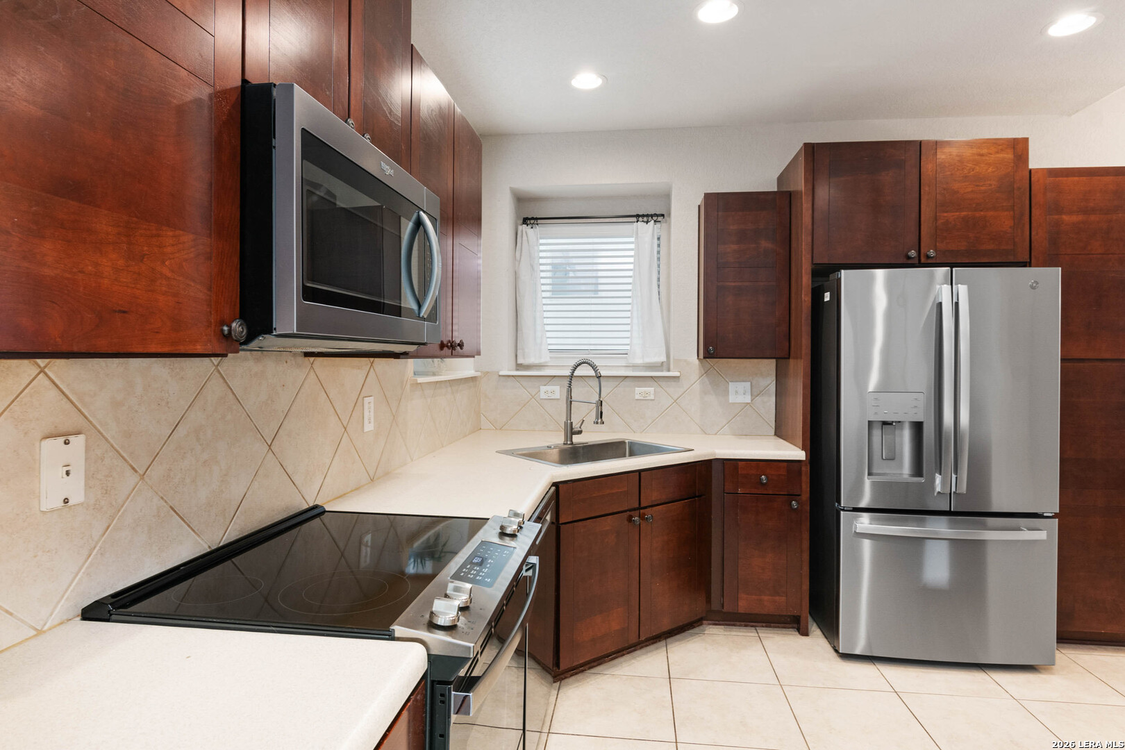 21623 Dion Village San Antonio TX 78258