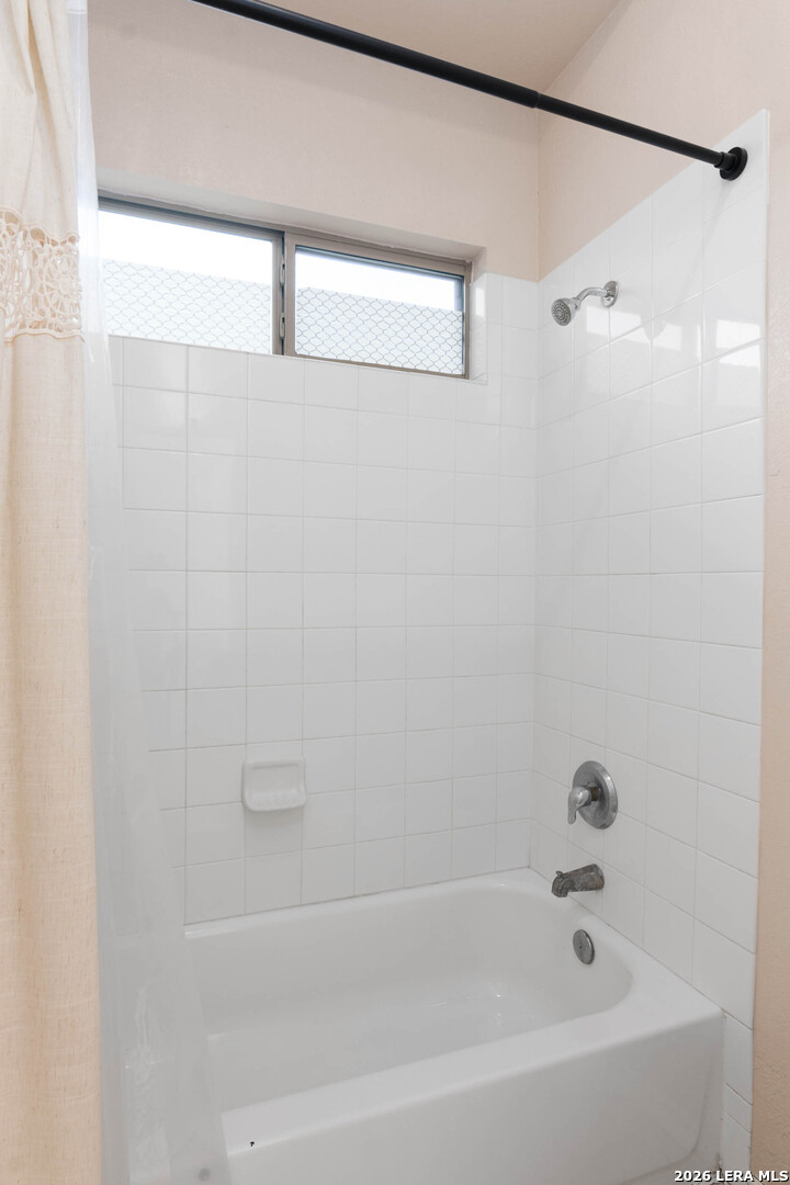 21623 Dion Village San Antonio TX 78258