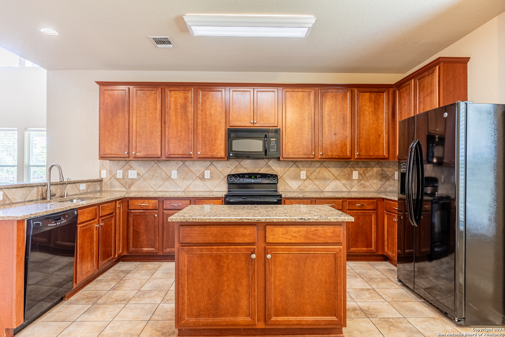 14010 Bella Donna San Antonio TX 78253