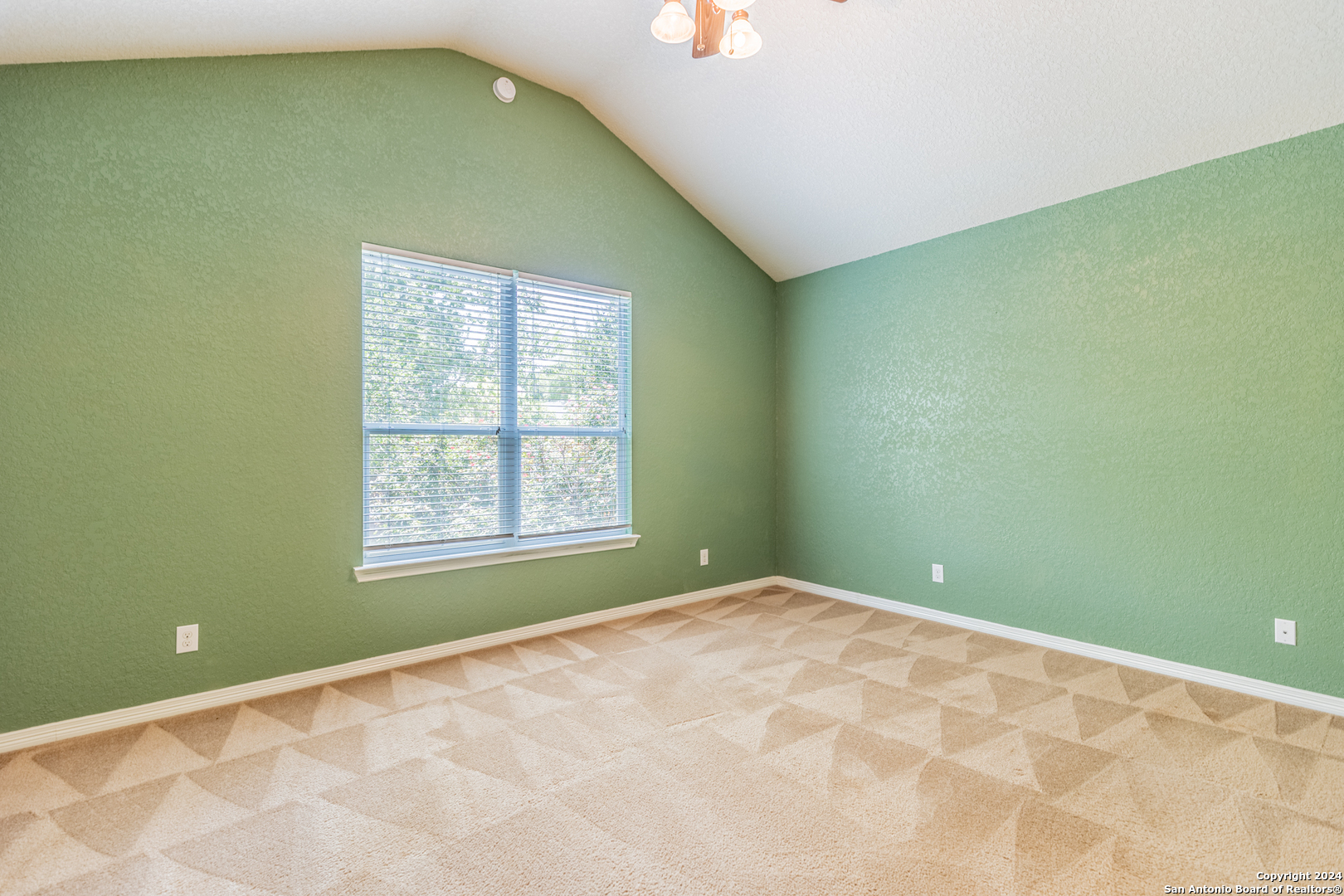 14010 Bella Donna San Antonio TX 78253