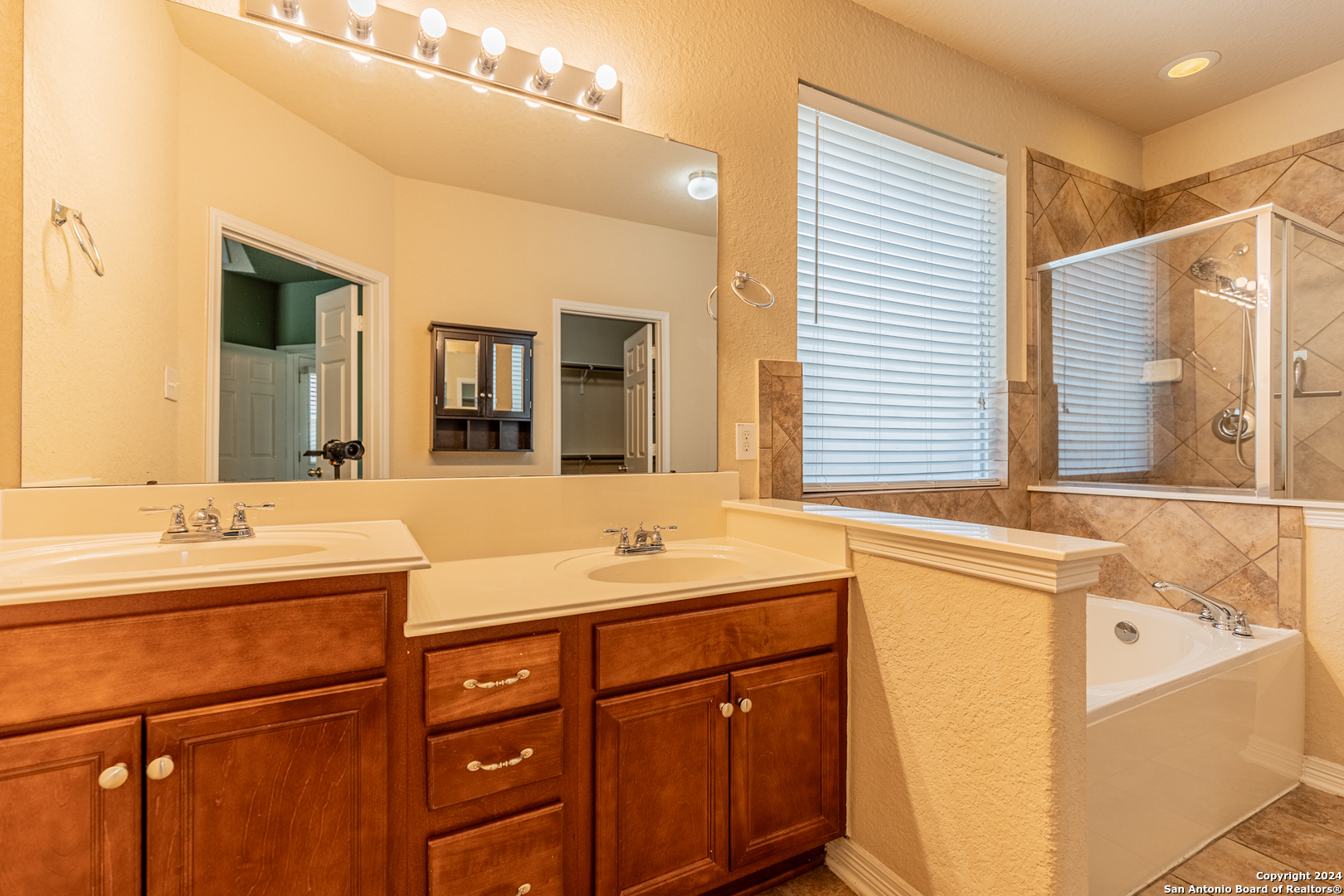14010 Bella Donna San Antonio TX 78253