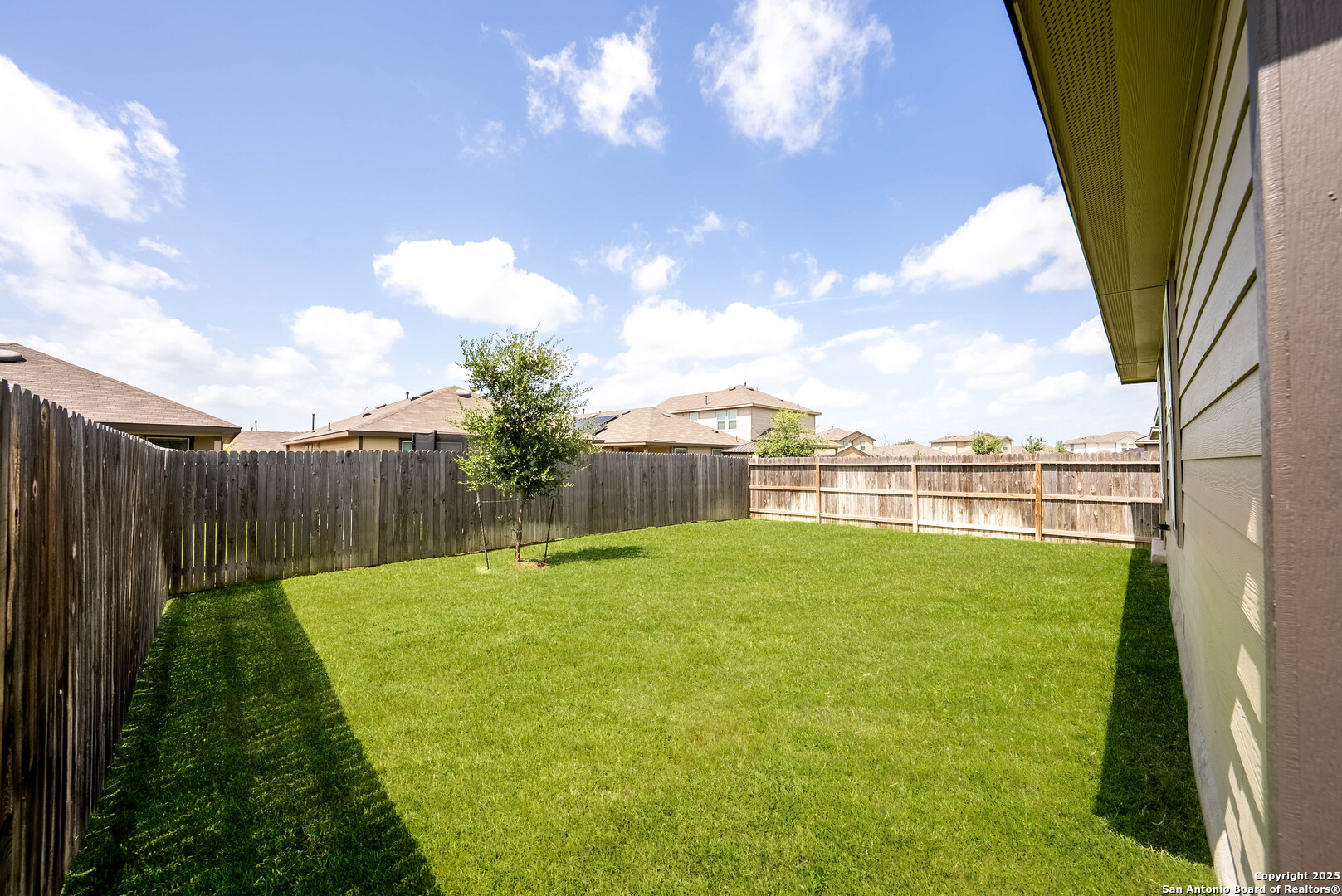 12118 Pease River San Antonio TX 78245