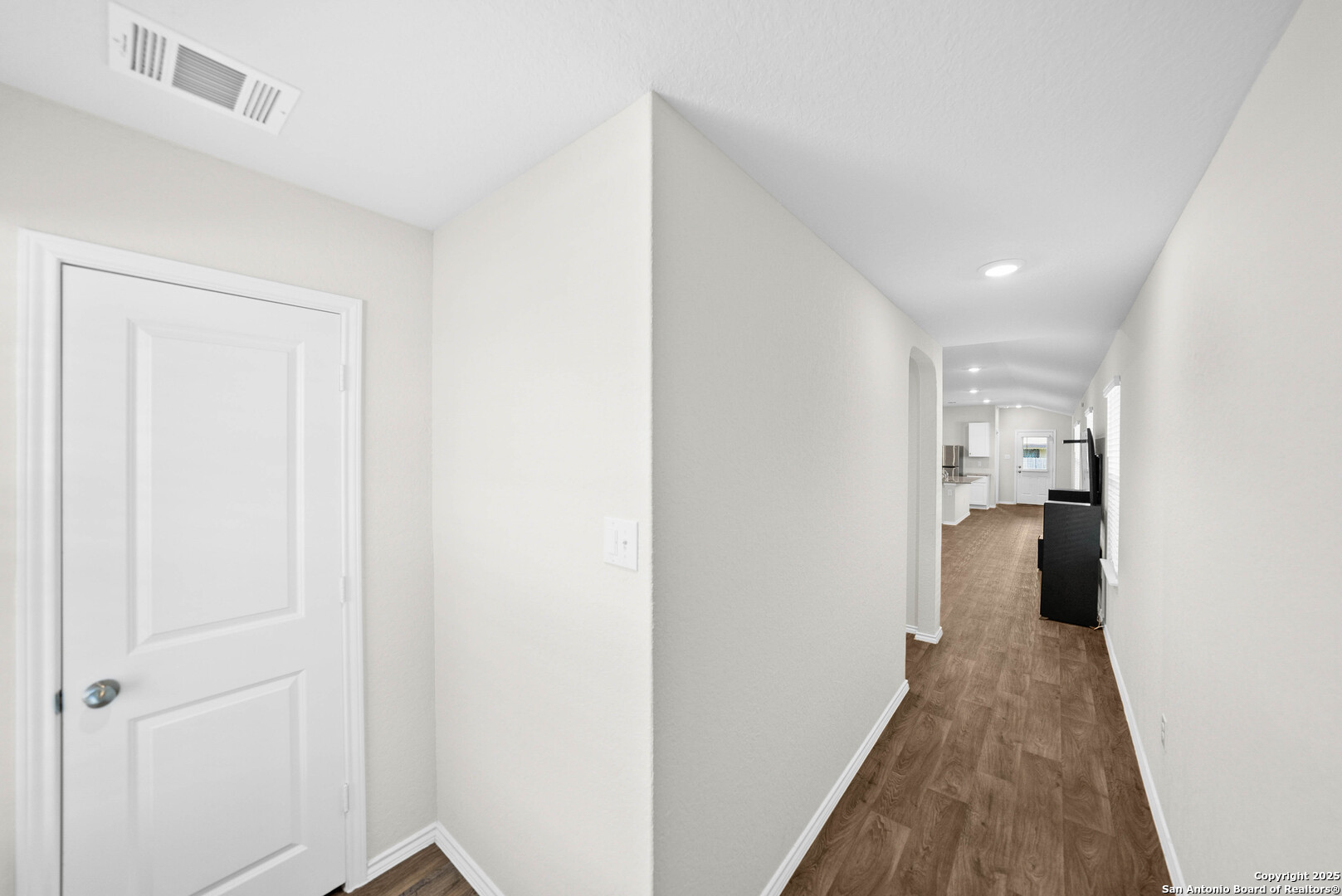 12118 Pease River San Antonio TX 78245