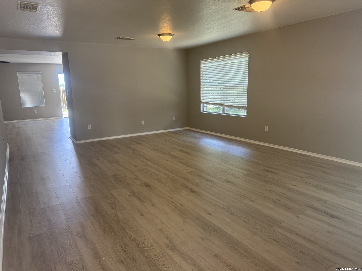 1310 Sunbend Falls San Antonio TX 78224