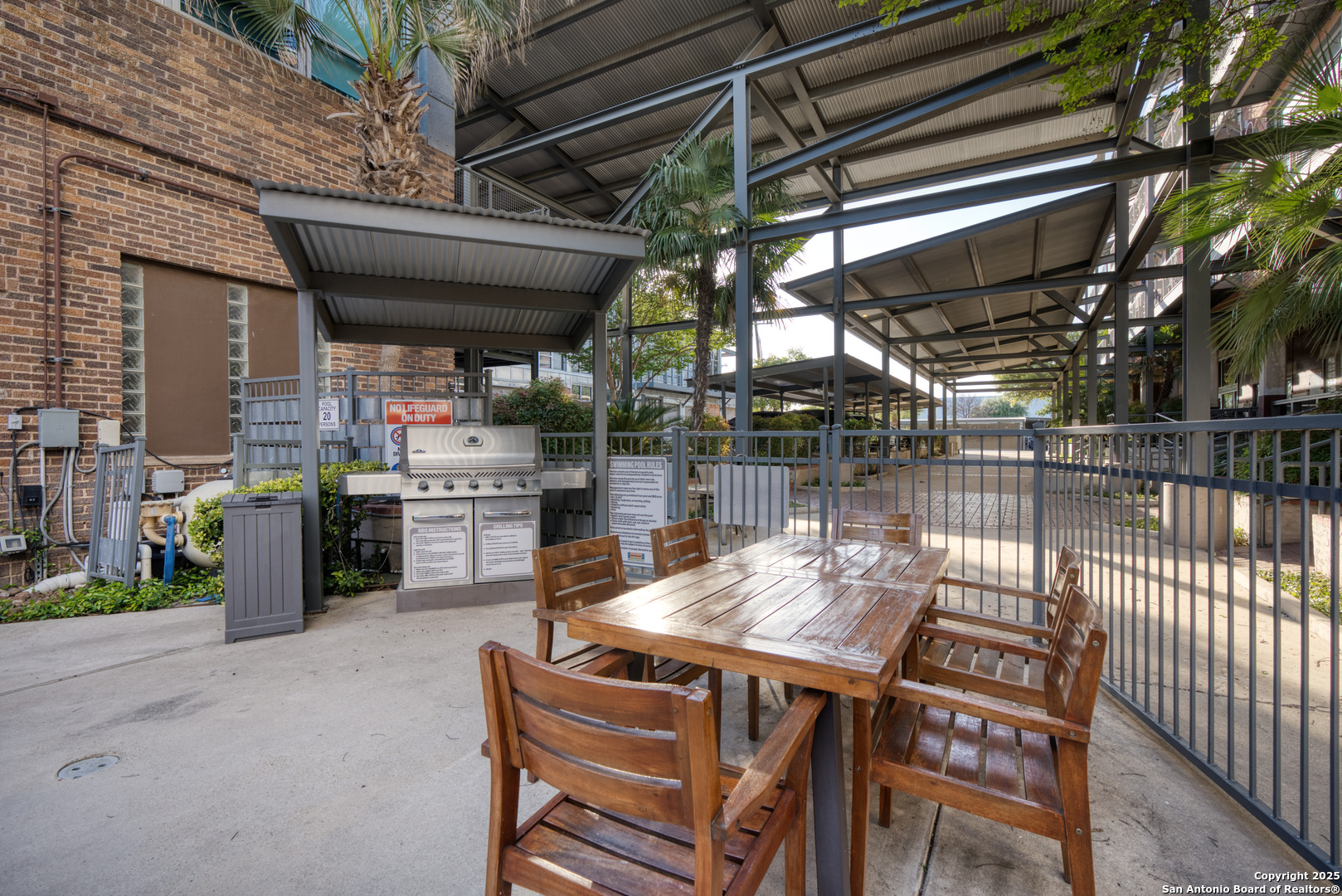 1331 S Flores San Antonio TX 78204