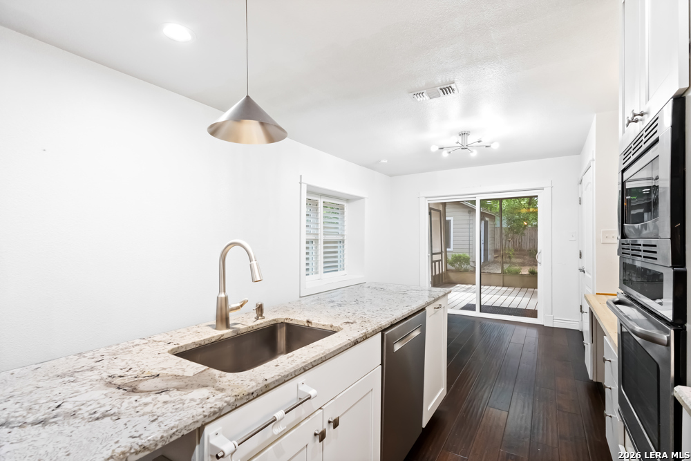 230 Alta Avenue Alamo Heights TX 78209