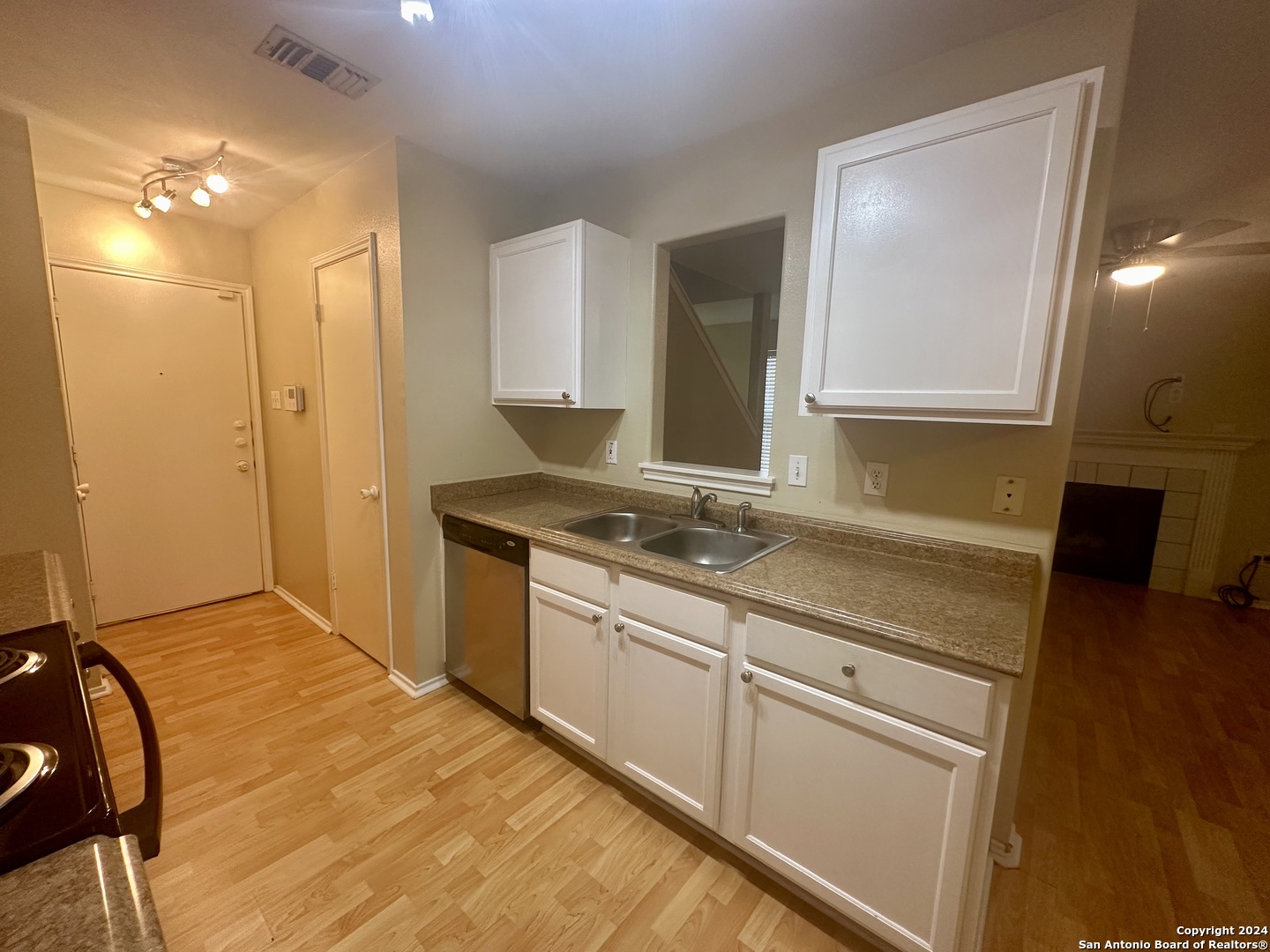 6050 Bantry Bay San Antonio TX 78240