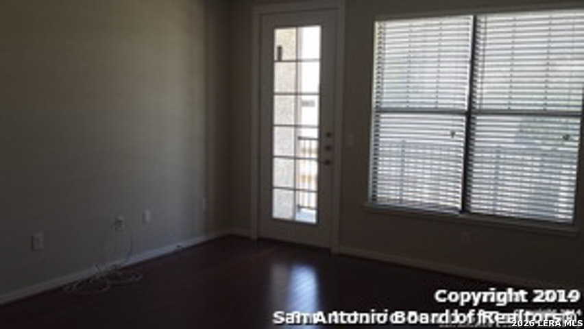7342 Oak Manor San Antonio TX 78229