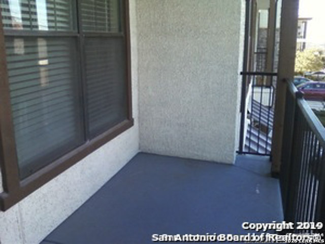 7342 Oak Manor San Antonio TX 78229
