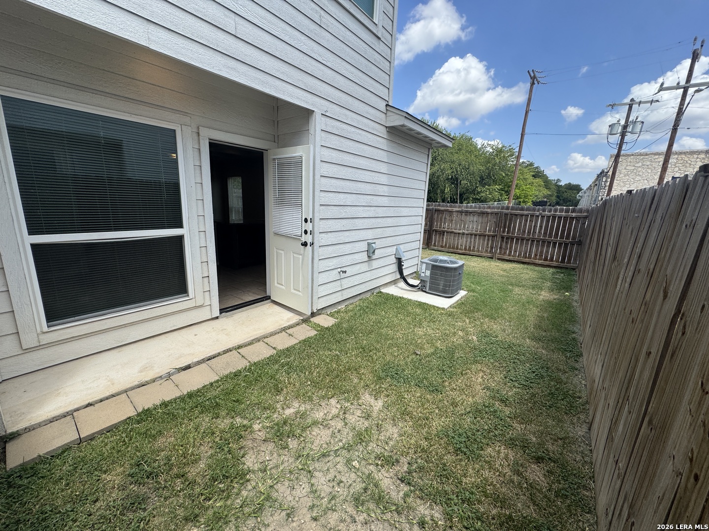 4122 Swans Landing San Antonio TX 78217