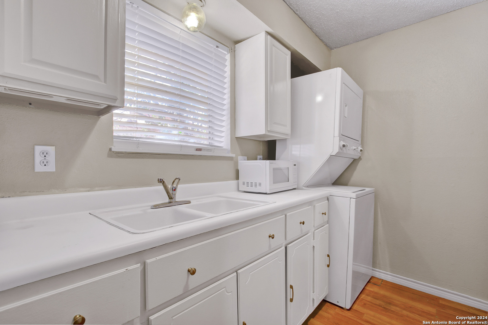 3243 Nacogdoches Road San Antonio TX 78217