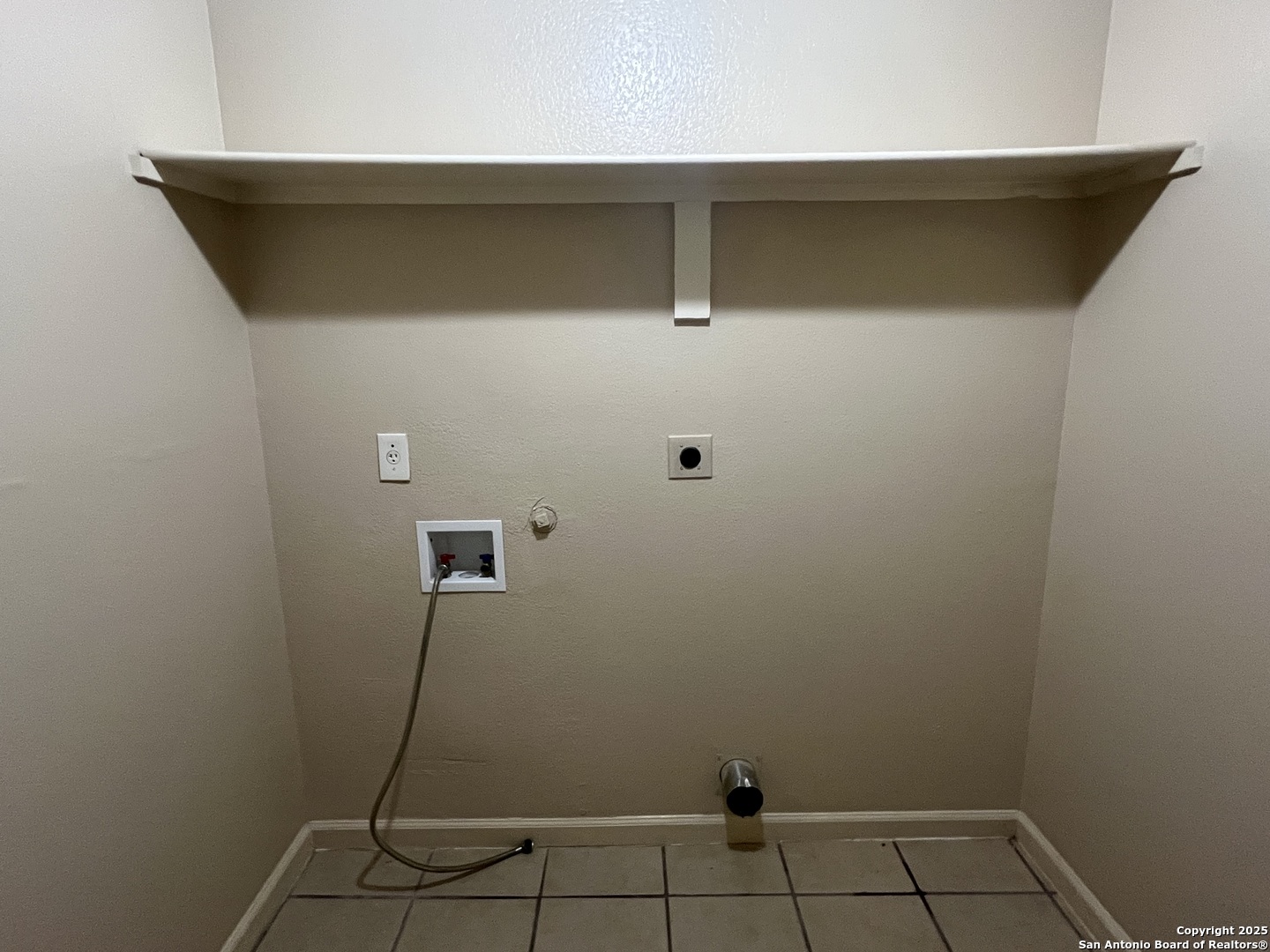 5202 Fountain Lake San Antonio TX 78244