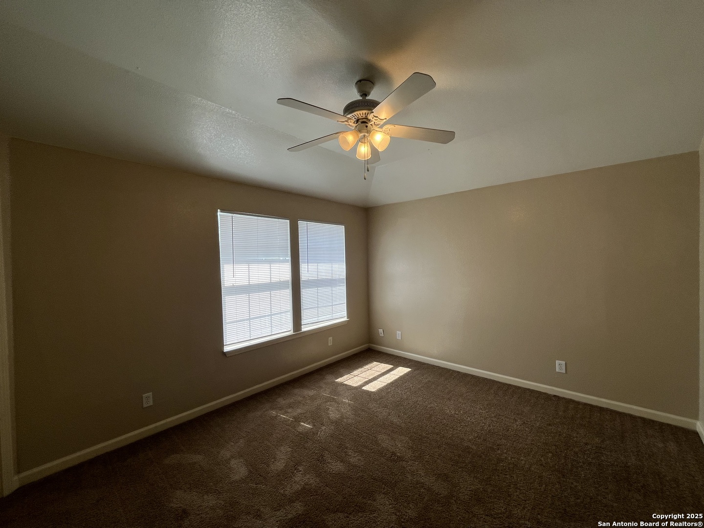 5202 Fountain Lake San Antonio TX 78244