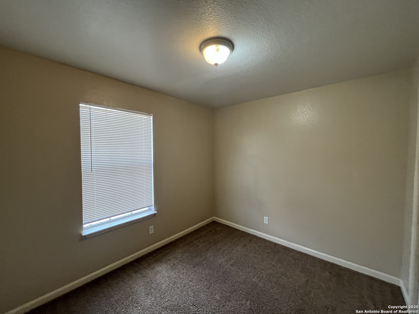 5202 Fountain Lake San Antonio TX 78244