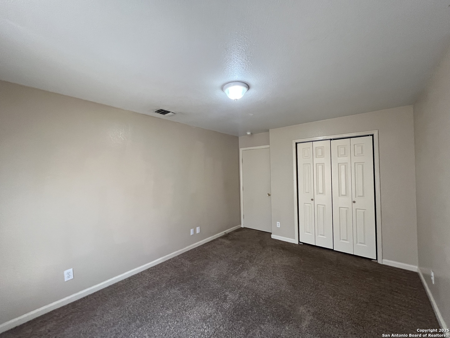 5202 Fountain Lake San Antonio TX 78244