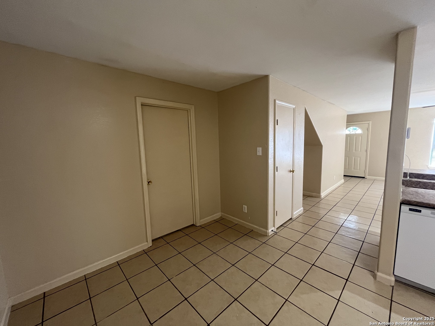 5202 Fountain Lake San Antonio TX 78244