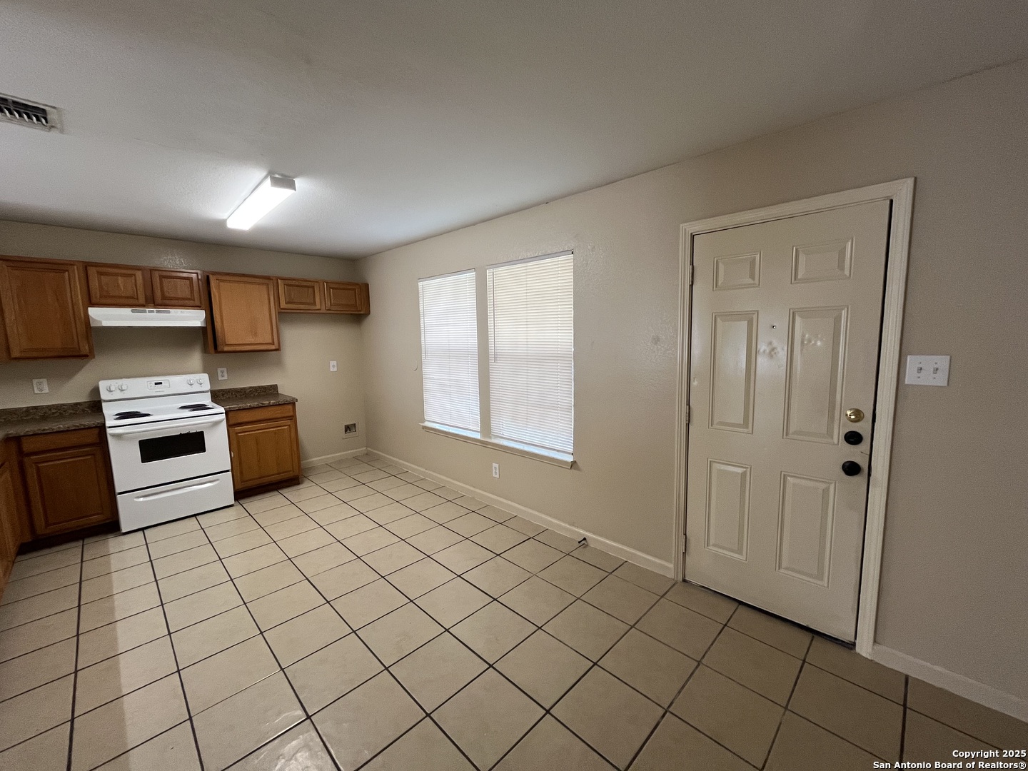 5202 Fountain Lake San Antonio TX 78244