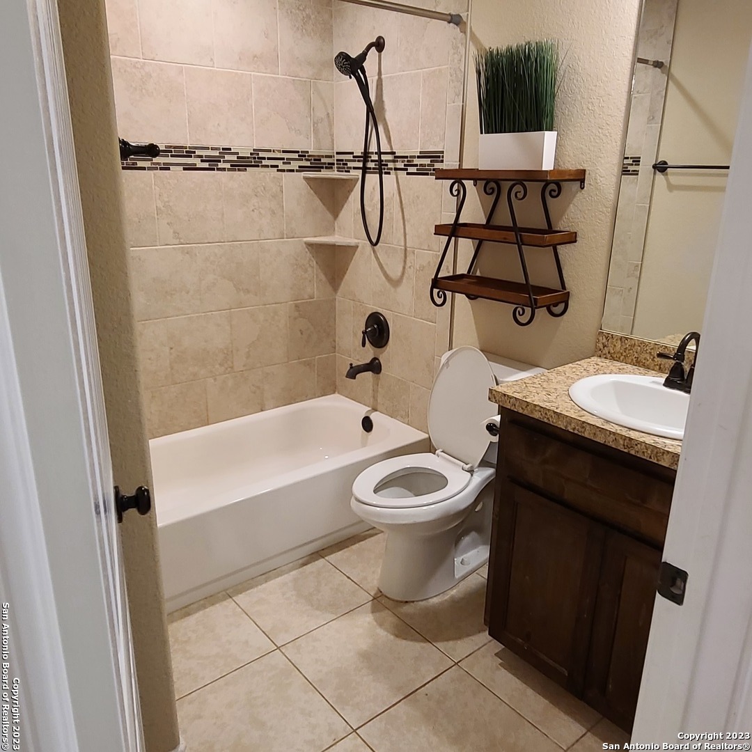 1235 Green Hill Drive Canyon Lake TX 78133