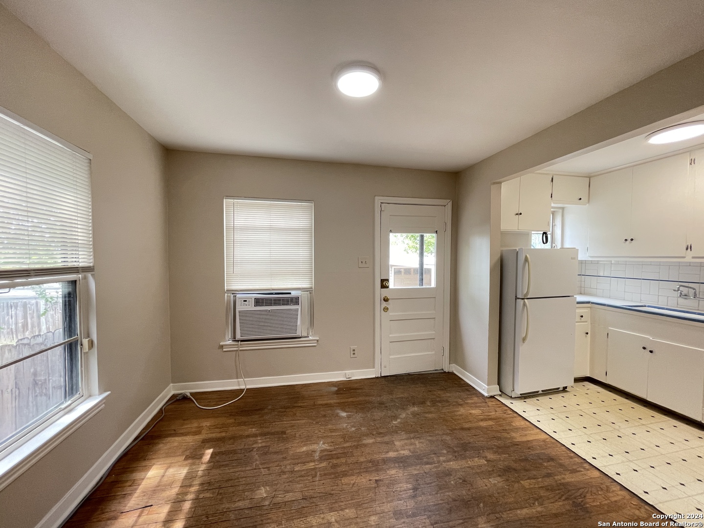 519 W Lynwood Avenue San Antonio TX 78212