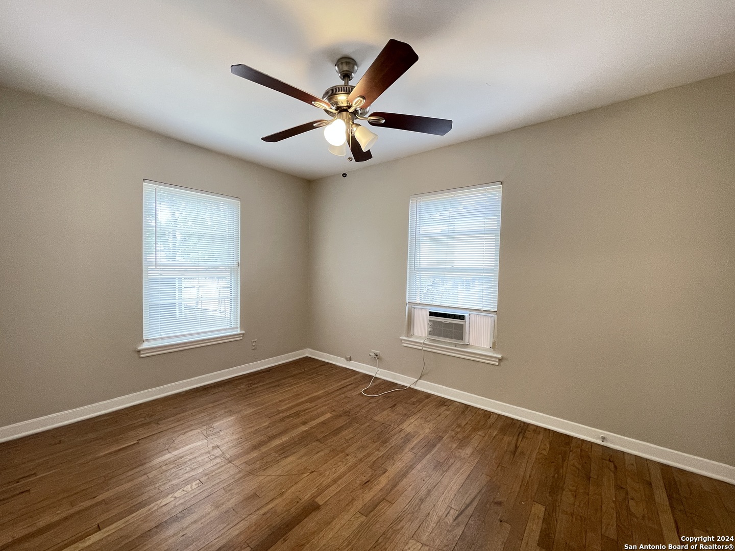 519 W Lynwood Avenue San Antonio TX 78212