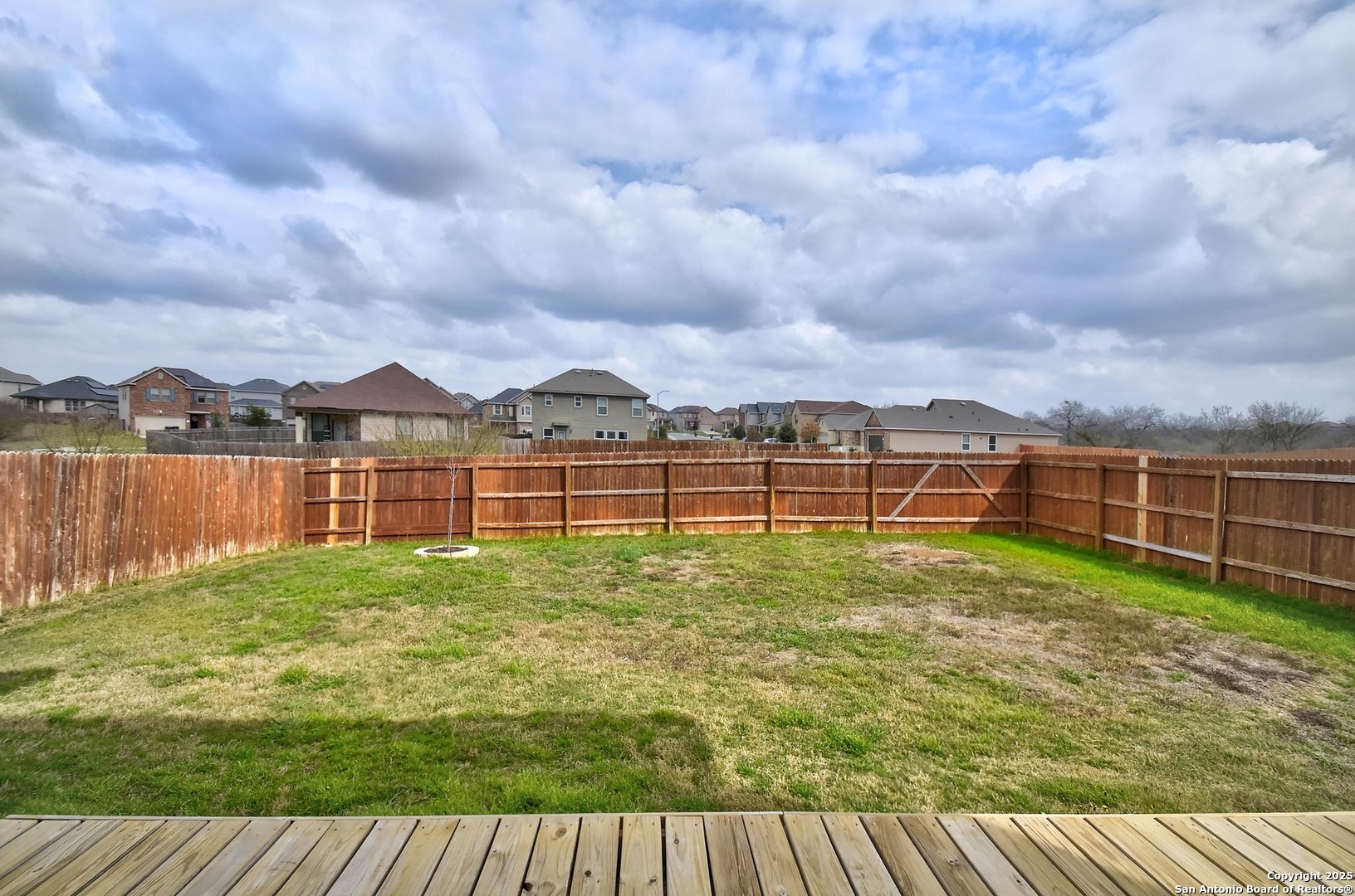 3302 Uresti Fields Converse TX 78109