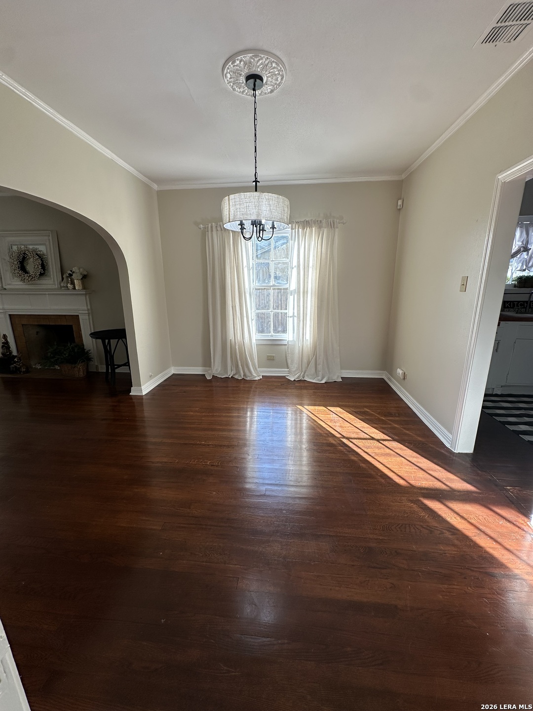 147 Thomas Jefferson San Antonio TX 78228