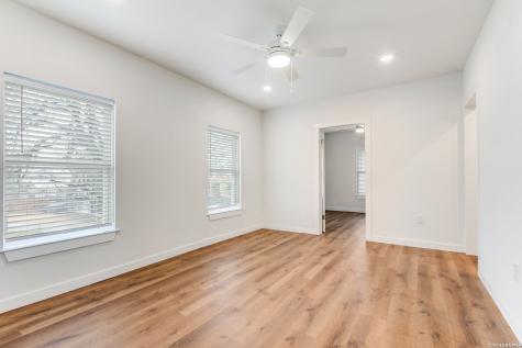 918 Mcilvaine San Antonio TX 78201