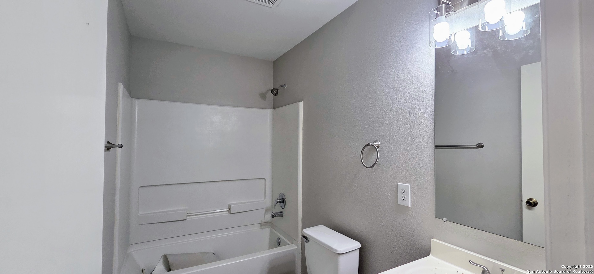7814 Kingsbury Wood San Antonio TX 78240