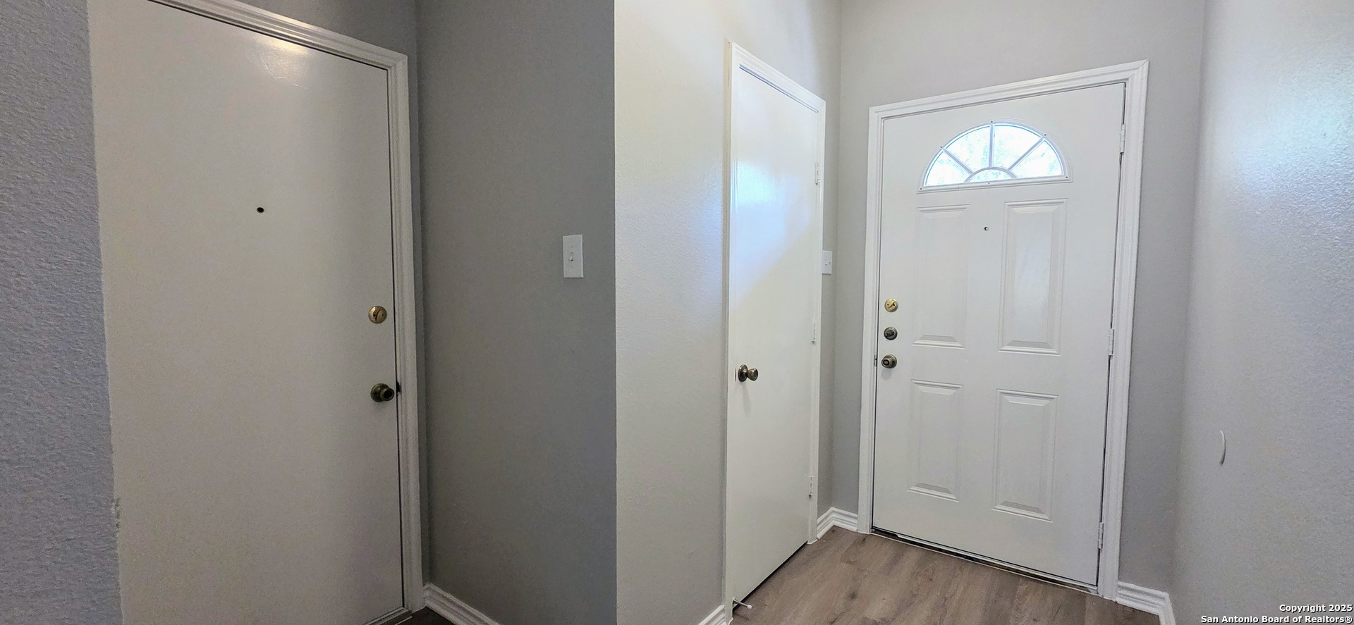 7814 Kingsbury Wood San Antonio TX 78240